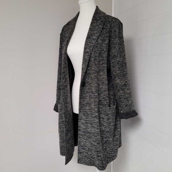 Tribal Jacket - Picture 2 of 6